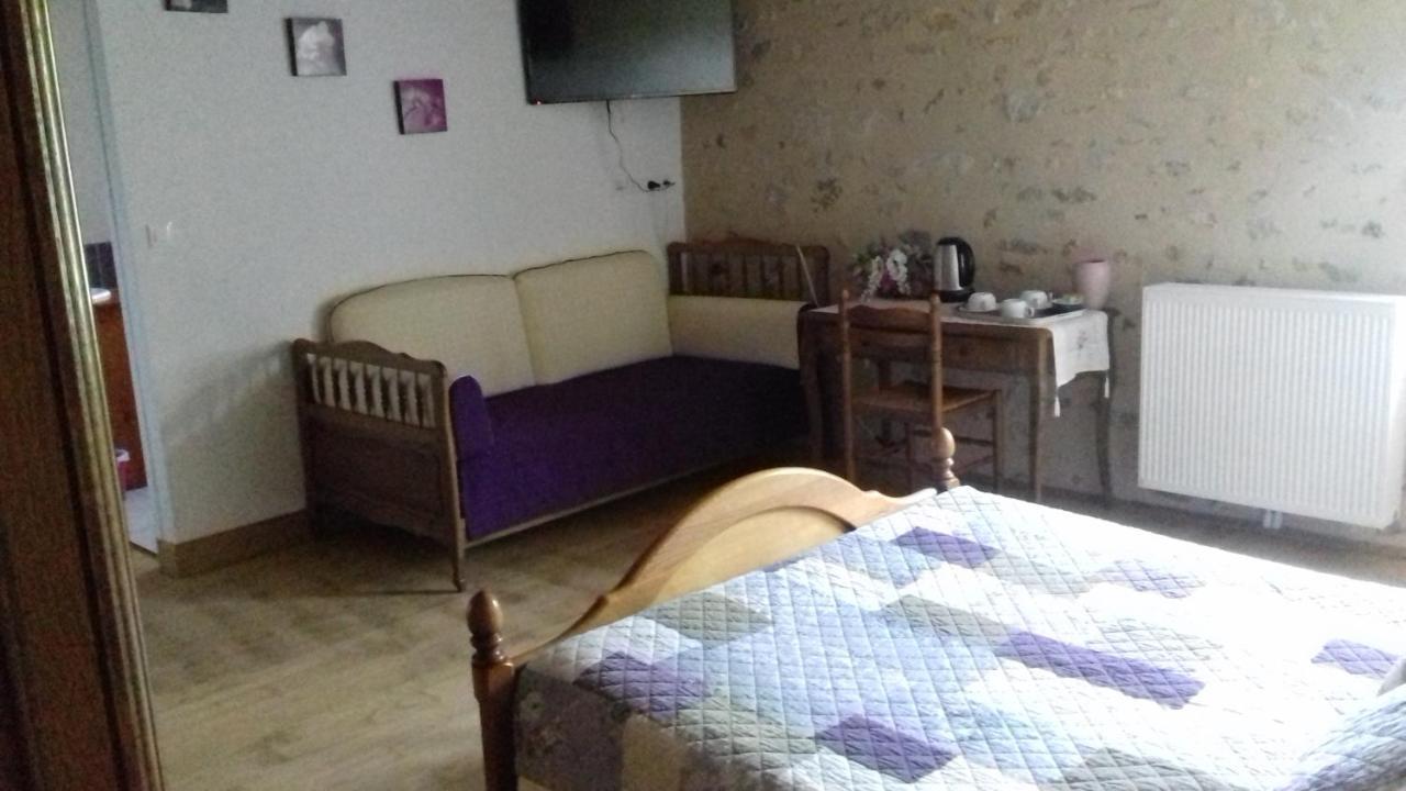 Bed and Breakfast Domaine De La Rue La Berthenoux Экстерьер фото