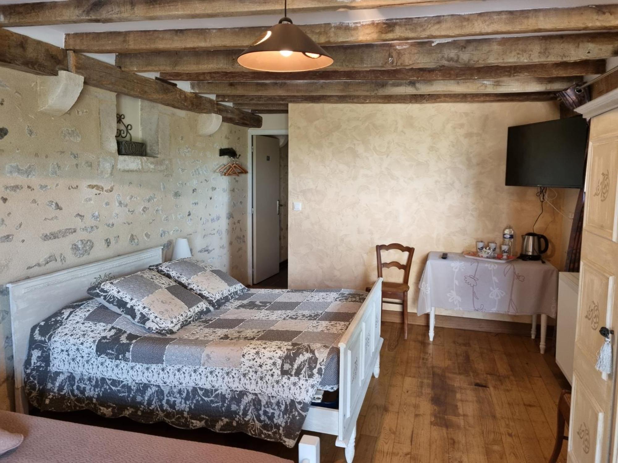 Bed and Breakfast Domaine De La Rue La Berthenoux Экстерьер фото